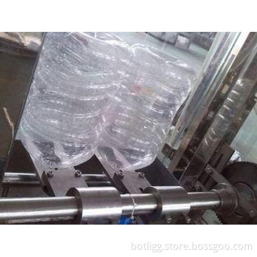 PP / PE Plastic Bottled Water Production Line Carbonated Be